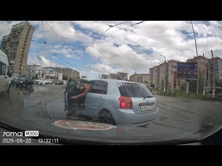 cattle on the road. how much he was mistaken. instant karma - [fools on the road]